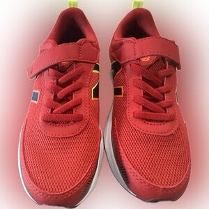 New Balance Red Sneakers Lightweight Breathable Design